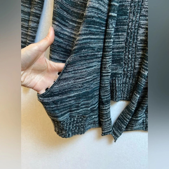 Wilfred Aritzia silk cashmere open knit long sleeve sweater cardigan Sz xxs - Picture 4 of 10